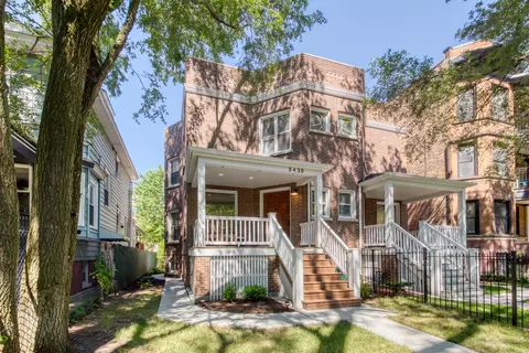 5430 N Winthrop Ave, Chicago, IL 60640 photo 2