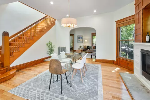 5430 N Winthrop Ave, Chicago, IL 60640 photo 16