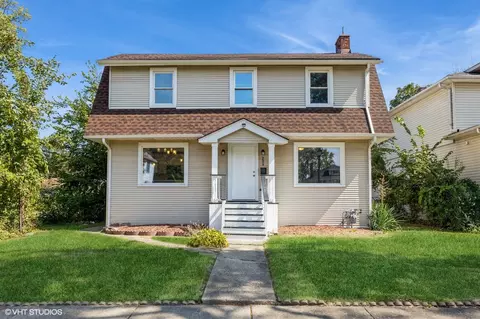 209 S 15th Ave, Maywood, IL 60153