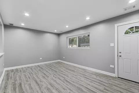 16322 Trumbull Ave, Markham, IL 60428 photo 7