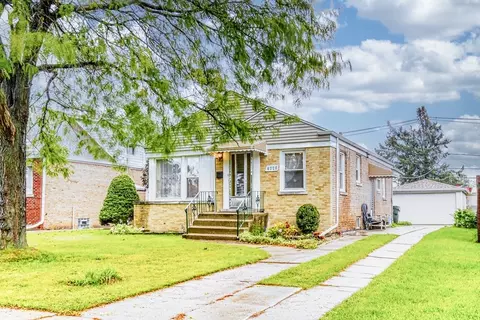 7649 N Odell Ave, Niles, IL 60714