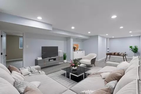 Living - 1106 Davis Ave, Deerfield, IL 60015 photo 9 of 9