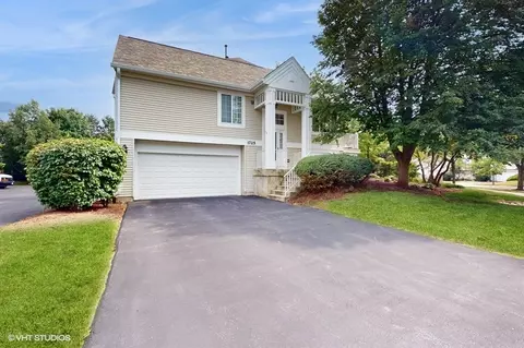 1725 Sienna Ct, Wheeling, IL 60090