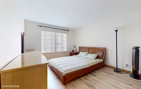 Bedroom - 1725 Sienna Ct, Wheeling, IL 60090 photo 1 of 5