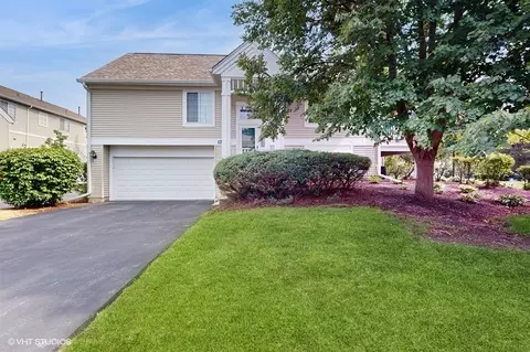 Exterior - 1725 Sienna Ct, Wheeling, IL 60090 photo 2 of 4