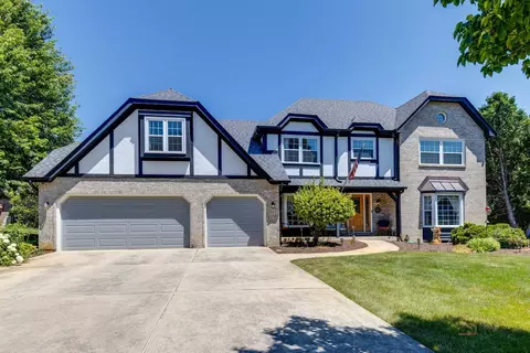 10627 S Quail Ridge Ct, Naperville, IL 60564