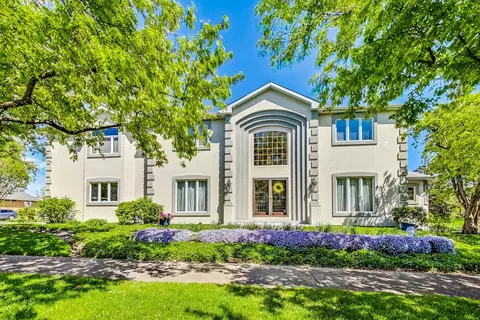 1451 Bonita Ave, Mount Prospect, IL 60056
