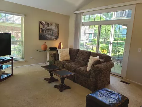 Living - 1607 Camberley Ct #1, Bartlett, IL 60103 photo 2 of 2