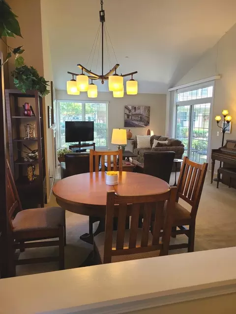 Dining - 1607 Camberley Ct #1, Bartlett, IL 60103 photo 1 of 2
