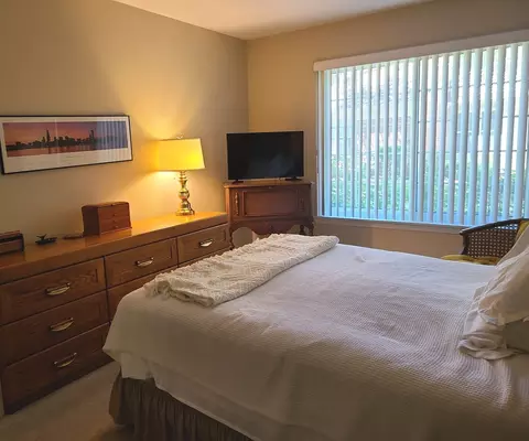 Bedroom - 1607 Camberley Ct #1, Bartlett, IL 60103 photo 1 of 2