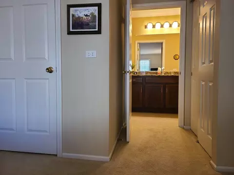 Entry Way - 1607 Camberley Ct #1, Bartlett, IL 60103 photo 2 of 2