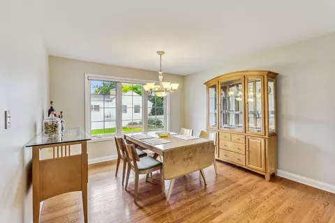 115 E North St, Itasca, IL 60143 photo 5