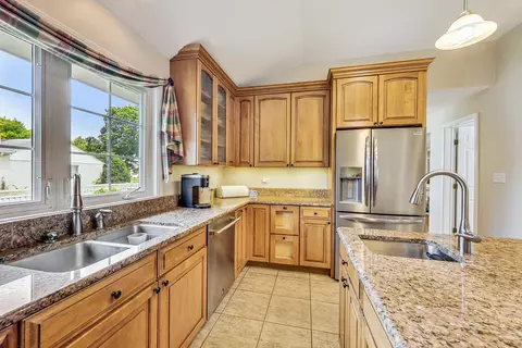 115 E North St, Itasca, IL 60143 photo 9