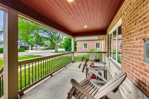 115 E North St, Itasca, IL 60143 photo 2