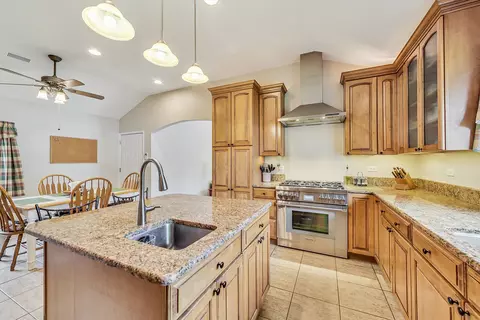 115 E North St, Itasca, IL 60143 photo 8