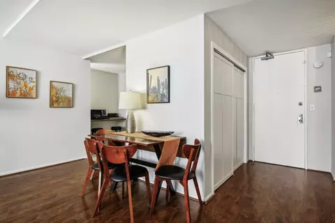 233 Erie St #2201, Chicago, IL 60611 photo 3