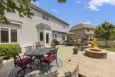 Exterior - 25717 W Sunnymere Dr, Plainfield, IL 60585 photo 6 of 9
