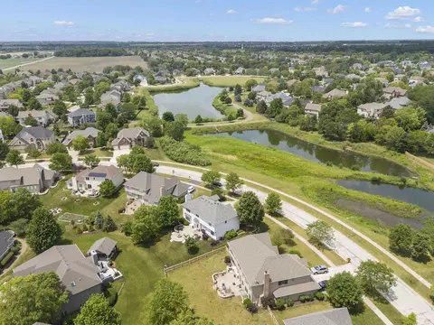 View/Area - 25717 W Sunnymere Dr, Plainfield, IL 60585 photo 3 of 6