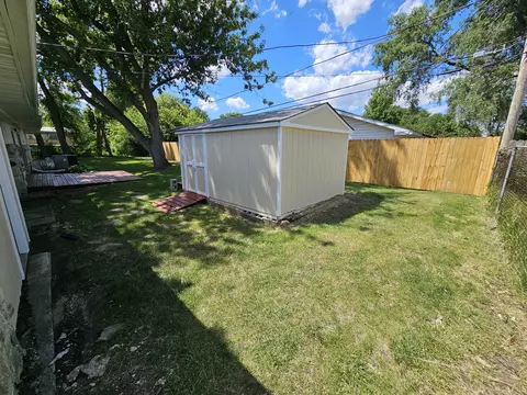 708 Nancy Ln, Mchenry, IL 60050 photo 7