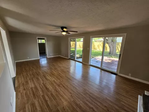 708 Nancy Ln, Mchenry, IL 60050 photo 19
