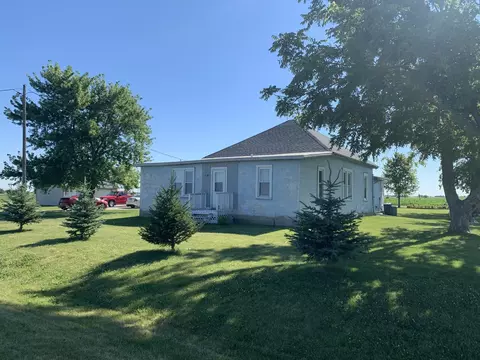28578 N 900 East Rd, Cornell, IL 61319