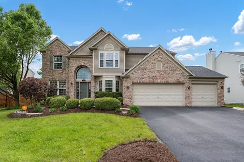 351 Clubhouse St, Bolingbrook, IL 60490