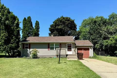 6785 Rydberg Rd, Rockford, IL 61109