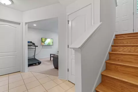 Entry Way - 220 River Front Dr, Mount Prospect, IL 60056 photo 1 of 1