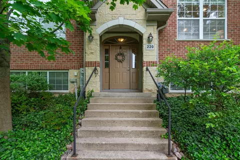 Exterior - 220 River Front Dr, Mount Prospect, IL 60056 photo 2 of 4