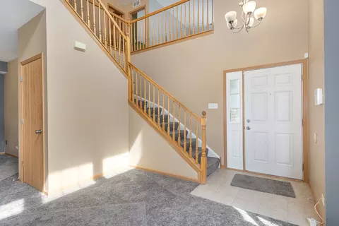6413 Gray Hawk Dr, Matteson, IL 60443 photo 3