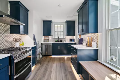 Kitchen - 981 S 3rd Ave, Kankakee, IL 60901 photo 1 of 4