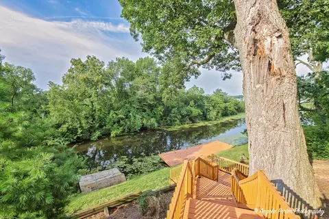 1011 Fortress Dr, Mchenry, IL 60050 photo 5