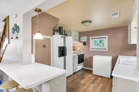 Kitchen - 103 W Center St, Catlin, IL 61817 photo 2 of 4