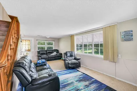 Living - 103 W Center St, Catlin, IL 61817 photo 1 of 2