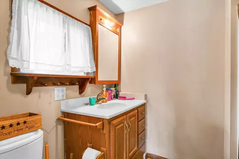 Bath - 103 W Center St, Catlin, IL 61817 photo 1 of 1
