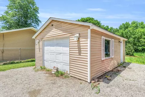 Other - 103 W Center St, Catlin, IL 61817 photo 5 of 5