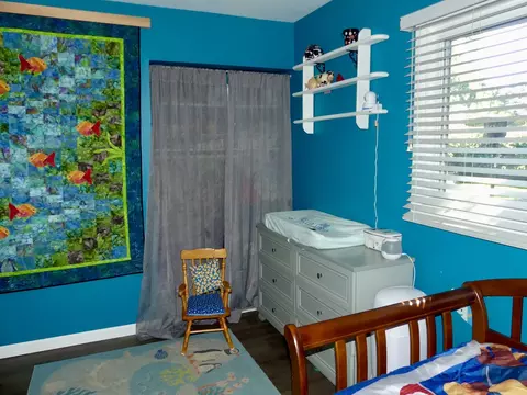 Bedroom - 525 Lincoln Dr, Hoffman Estates, IL 60169 photo 6 of 6