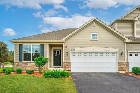 2197 Bluebird Ln, Yorkville, IL 60560