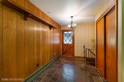 1602 Flower St, Mchenry, IL 60050 photo 8