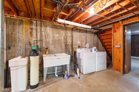 1602 Flower St, Mchenry, IL 60050 photo 16