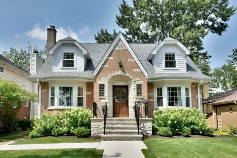116 S Merrill St, Park Ridge, IL 60068