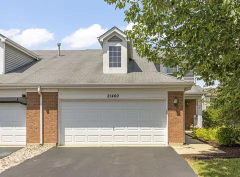 21460 Loch Ln, Crest Hill, IL 60403