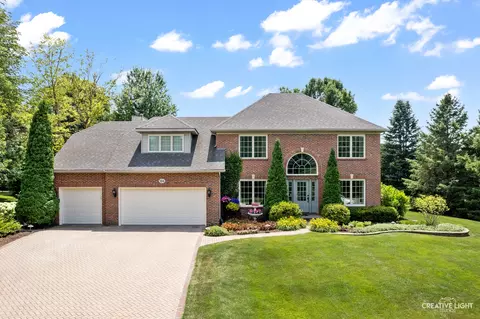 184 Country Ln, Yorkville, IL 60560