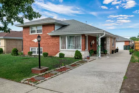 8837 Oriole Ave, Morton Grove, IL 60053