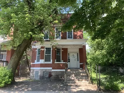 5630 S Peoria St, Chicago, IL 60621