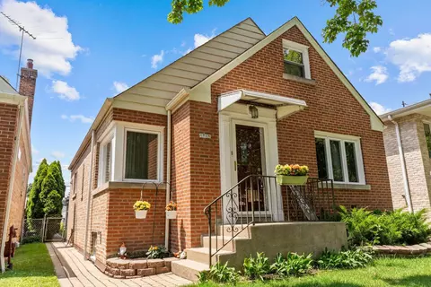 3730 N Odell Ave, Chicago, IL 60634