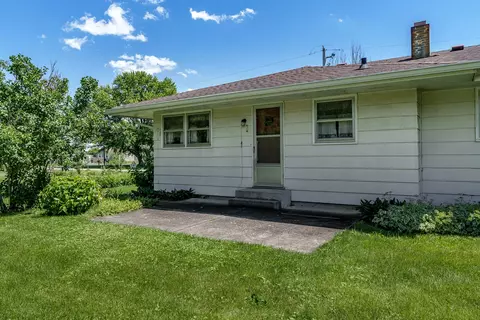 606 E Washington St, Durand, IL 61024 photo 5