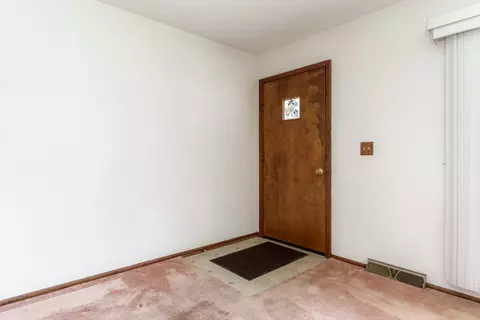 606 E Washington St, Durand, IL 61024 photo 7