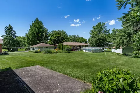 606 E Washington St, Durand, IL 61024 photo 3