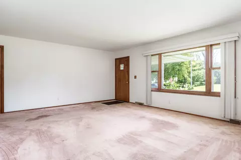 606 E Washington St, Durand, IL 61024 photo 9
